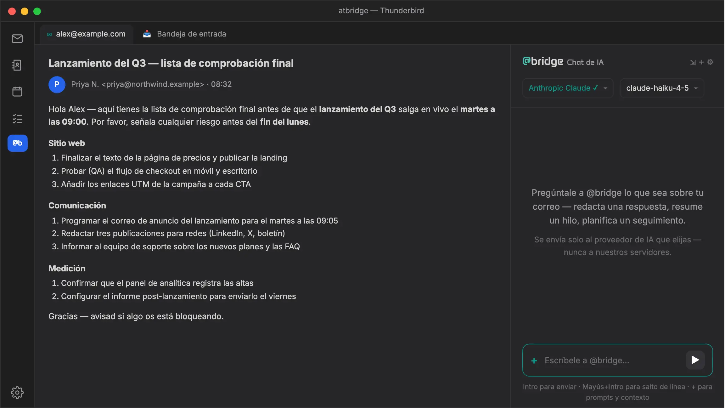 atbridge en Thunderbird: con un correo abierto, el panel del @bridge Chat IA abre la biblioteca de prompts, elige «Resumir el correo abierto» y devuelve un resumen de 3 puntos sobre lo que quiere el remitente, cualquier cosa urgente y qué hacer.